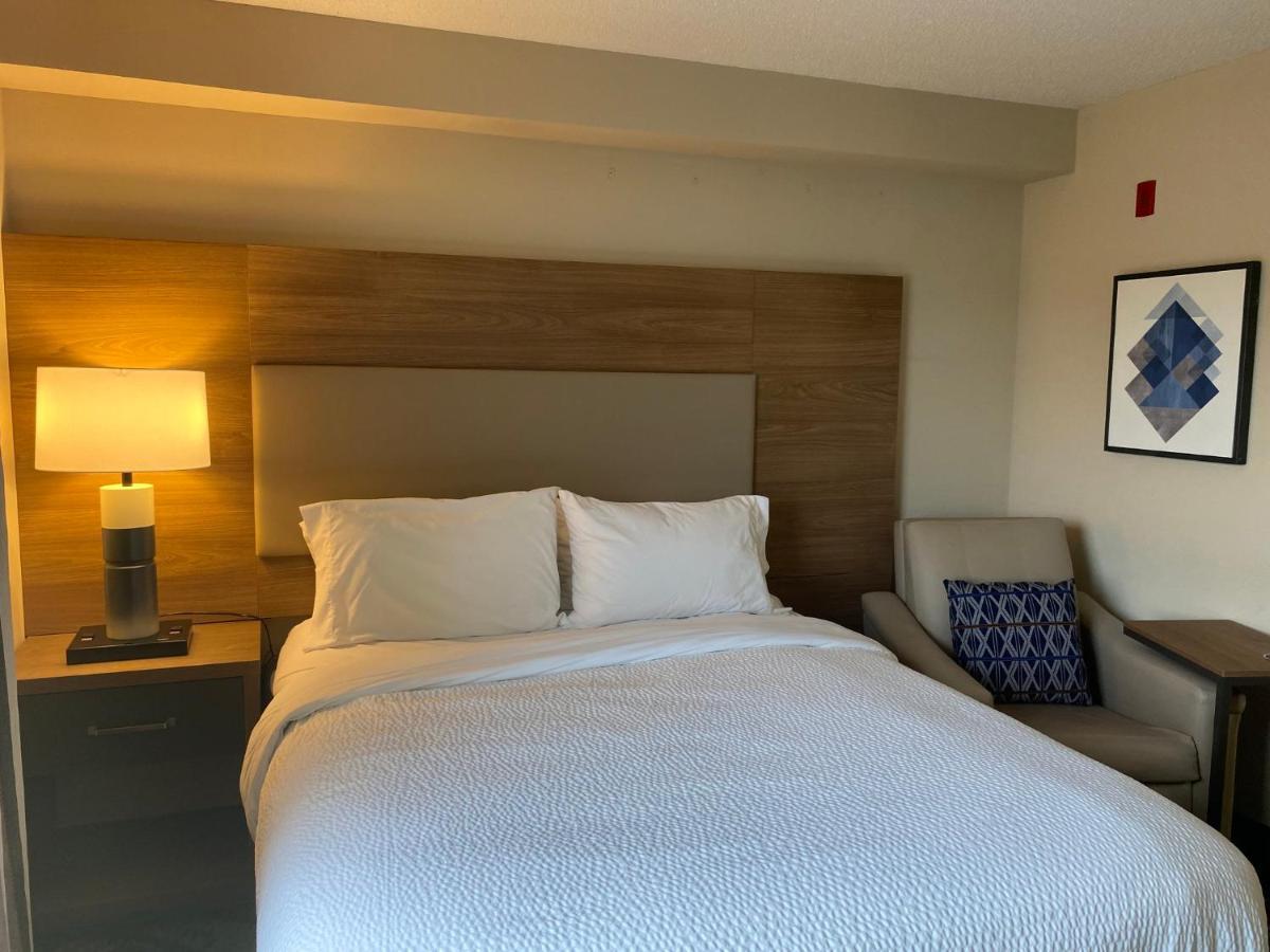 Candlewood Suites Harrisburg I-81 Hershey Area By Ihg Exterior photo