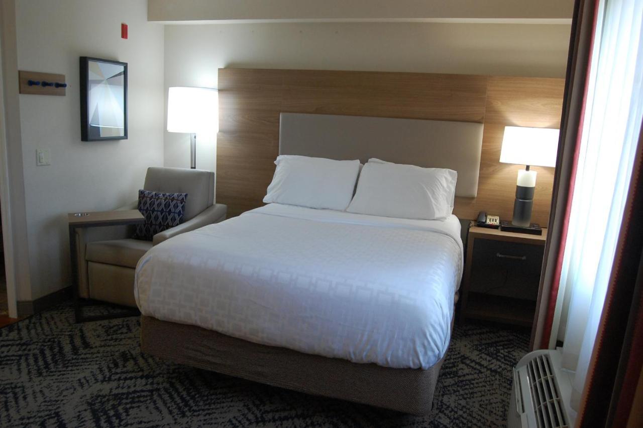Candlewood Suites Harrisburg I-81 Hershey Area By Ihg Exterior photo